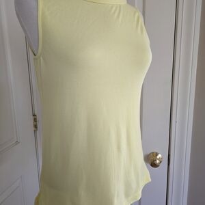 Talbots Pale Yellow Sleeveless Jackie O Style Portrait Collar Sleeveless Top Sz